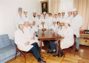 Коллектив кафедры и клиники нервных болезней и нейрохирургии 1991 год. 